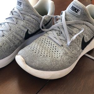 Heather grey Nike Lunarlon sneakers